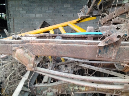 ขายแซสซี รถอีซูซู10ล้อหัวยาว ขายแซสซี รถอีซูซู10ล้อหัวยาว