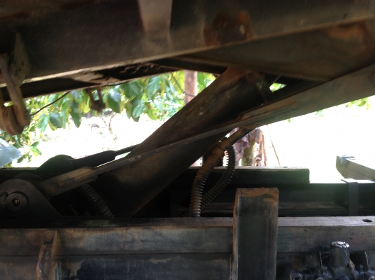 รถดั๊ม 6 ล้อ Isuzu สภาพดีรุ่น FBR มีเล่มทะเบียน