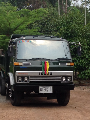 รถดั๊ม 6 ล้อ Isuzu สภาพดีรุ่น FBR มีเล่มทะเบียน