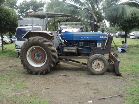 ขายรถไถ Ford 6610 มีทะเบียน ไม่แพง