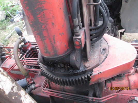 เครนยูนิค..5ตัน5ปลอก4ชัก..ท้องวี..เก่าเก็บ.สภาพพร้อมใช้..ราคา490.000.บ