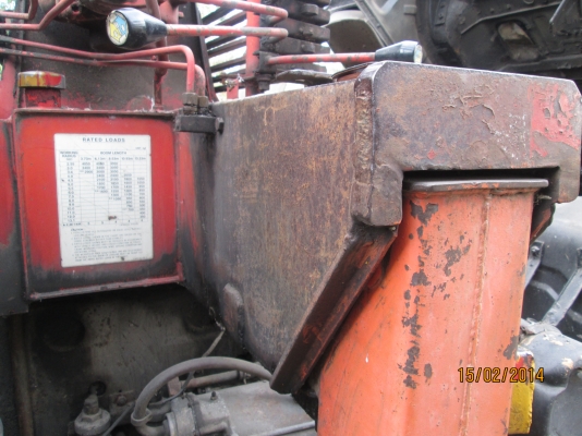 เครนยูนิค..5ตัน5ปลอก4ชัก..ท้องวี..เก่าเก็บ.สภาพพร้อมใช้..ราคา490.000.บ