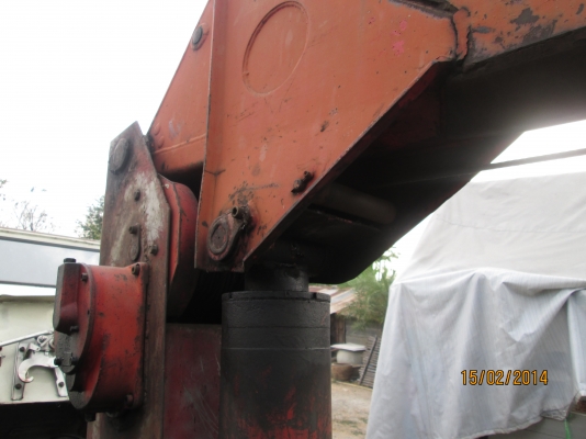 เครนยูนิค..5ตัน5ปลอก4ชัก..ท้องวี..เก่าเก็บ.สภาพพร้อมใช้..ราคา490.000.บ