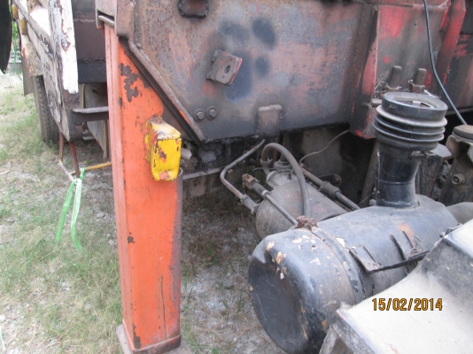 เครนยูนิค..5ตัน5ปลอก4ชัก..ท้องวี..เก่าเก็บ.สภาพพร้อมใช้..ราคา490.000.บ