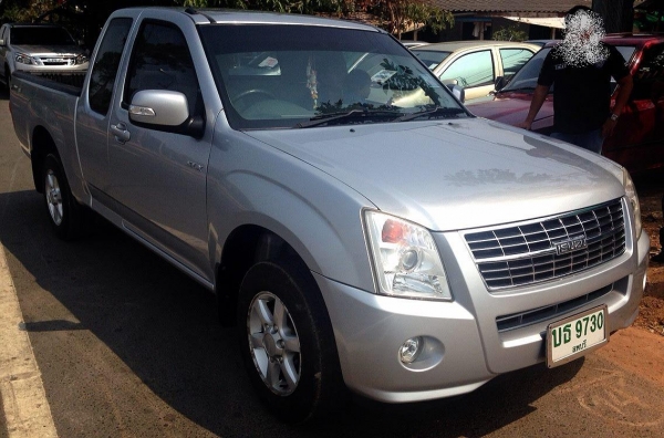 **ดาวน์ 90,000 บ.ต่อรองเงินดาวน์**ขายดาวน์เปลี่ยนสัญญา กระบะแค็ป ISUZU D MAX 2.5 SLX DDi i-Teq "รุ่น โฉมใหม่ของโลก"ปี49/06 เครื่องเดิมเกียร์เดิมแน่นดีไม่เยิ้ม ไมล์13x,xxx พื้นปูกระบะ พ.พาวเวอร์ แอร์ กระจกไฟฟ้า ยางสวย สีสันสวยเดิมๆบางๆ ไม่เคยชนหน