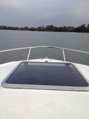 เรือเร็ว13ที่นั่ง1ห้องนอนหัวปิด CHAPARRAL 25 FT 120HR สภาพใหม่90\%