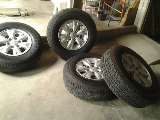 แม็กไทรทรันพลัสขอบ16พร้อมยางสภาพป้ายแดง