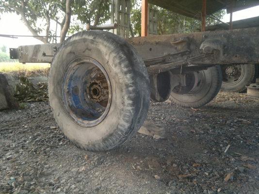 ขายรถ HINO mega ปี 2546 หัว+คัสซี+เอกสารพร้อมโอน