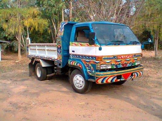 ขาย IZUSU NRR 195 HP ดั้มพ์นอกแท้ๆ เพิ่งต่อเสรจ ไม่มีการเลือนช่วง ทำแต่กระบะใหม่ รับประกันความงาม