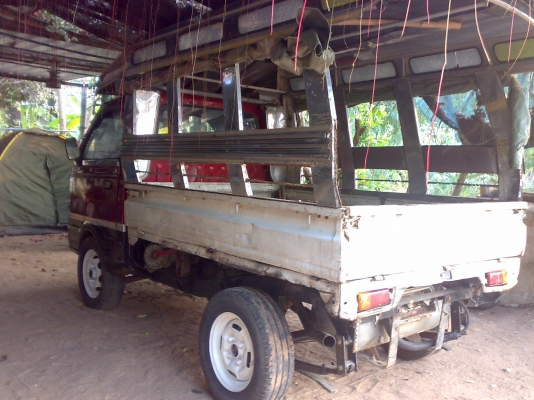 ***ด่วน กระป้อ 4 สูบ 5 เกียร์ หลังคาเหลส ติด LPG ****ปรับลดราคาครับ ****