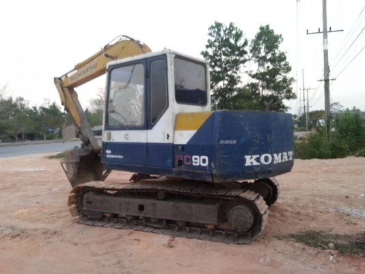 ขายรถแบคโฮ KOMATSU PC90-5 สภาพสวย ขายรถแบคโฮ KOMATSU PC90-5 สภาพสวย
