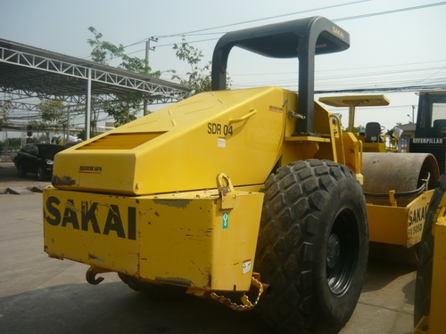 รถบดสั่นสะเทือน 10 ตัน Sakai SV505D สภาพใหม่กิ๊บ มีให้เลือกหลายคัน สภาพเนี๊ยบทุกคัน รถนอกแท้ ยังไม่ผ่านการใช้งานในไทย100\%