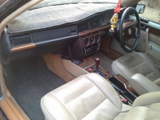 ขาย เก๋งเบนซ์ 190E รถใช้งาปกติ วิ่งทางไกลสบาย 2 ระบบ น้ำมันและLPG เครื่อง 1J