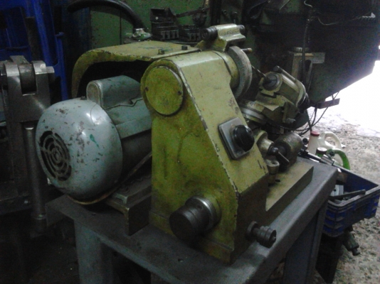 เครื่องลับสว่าน