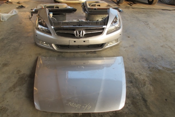 ขายชุดแผงหน้า อะไหล่อื่่นๆ แอคครอดปลาวาฬปี 2005