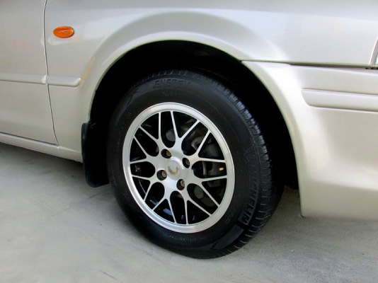 FORD LASER GLXi 1.6 AT ปี 2000 FORD LASER GLXi 1.6 AT ปี 2000