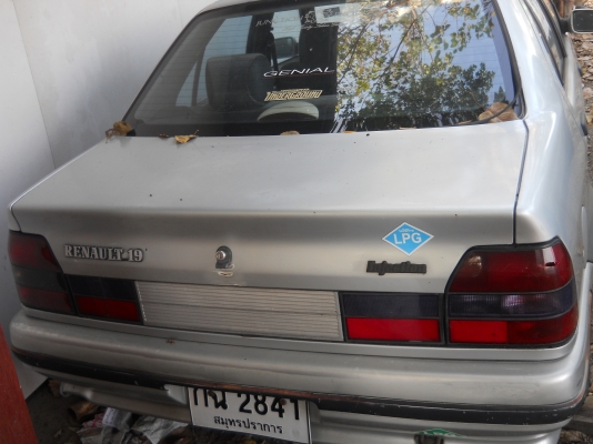 ขาย เรโน R 19 รถมีแก๊ซแล้ว วิ่งได้ครับ