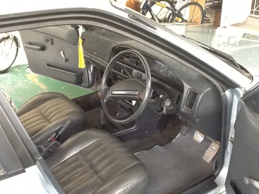 โตโยต้า โคโรล่า Gli สามห่วง ปี 91 ( 1.3 ) โตโยต้า โคโรล่า Gli สามห่วง ปี 91 ( 1.3 )