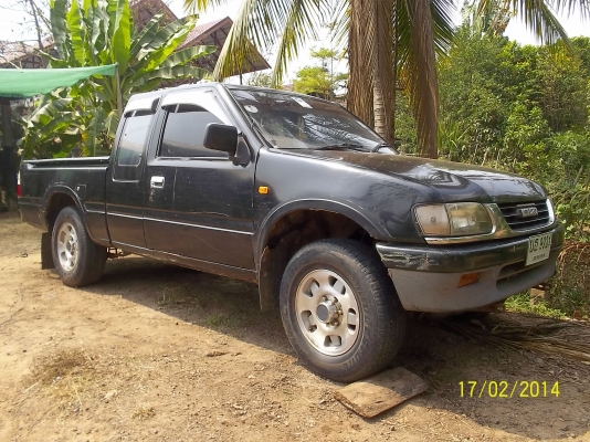 ขายอิซูสุโฟวิน4x4ขับเคลื่อน4ได้ ตามสภาพเอกสารพร้อมโอน