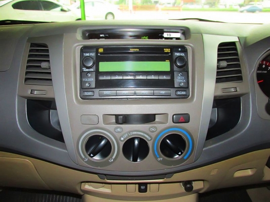 TOYOTA HILUX VIGO SMARTCAB  2.7 AT ปี 2009