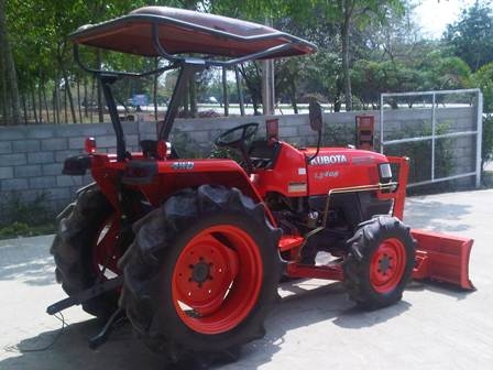 ขายรถไถ Kubota L 3408 (4WD) พร้อมดันหน้าของใหม่และโรตารี่ช้าง