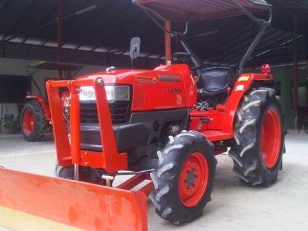 ขายรถไถ Kubota L 3408 (4WD) พร้อมดันหน้าของใหม่และโรตารี่ช้าง