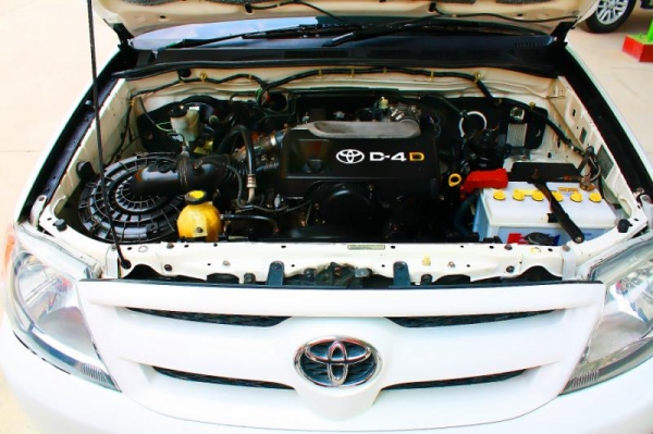 TOYOTA HILUX VIGO D4D Single  2.5 MT ปี 2004