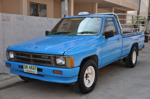 ขาย toyota hero LN56  เครื่อง 2Y 1800cc แห้งๆ เบนซินติดแก๊ส พร้อมใช้งาน