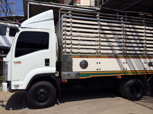 ขายISUZU FRR 210แรง รถ2ปีสวยกริป พร้อมโอน สวยๆตามรูปราคาไม่แพง