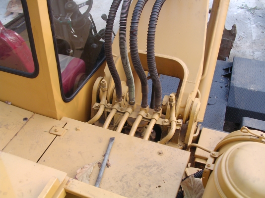 ขายรถขุดล้อยาง MITSUBISHI MS 110W ขายตามสภาพ