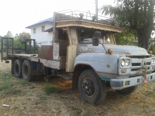 เทรลเลอร์10ล้อ1เพลา เครื่อง168แรง เครื่องดีแคชซีสวย