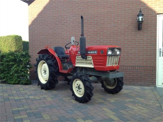 Yanmar YM2001D