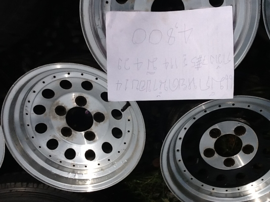 ขายล้อ กล้วย หยดน้ำ มากมายถูกๆๆๆๆๆๆๆ