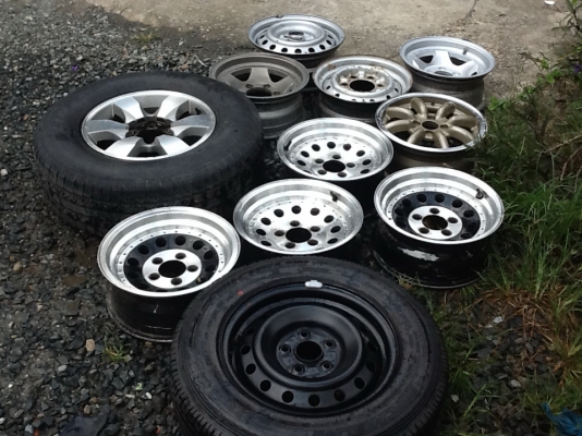 ขายล้อ กล้วย หยดน้ำ มากมายถูกๆๆๆๆๆๆๆ