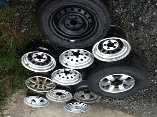 ขายล้อ กล้วย หยดน้ำ มากมายถูกๆๆๆๆๆๆๆ