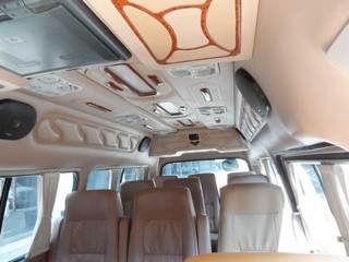 NISSAN URVAN GX 3.0 MT ปี 2006 ตกแต่ง VIP พร้อมใช้ จัดไฟแนนซ์ได้ T.086-527-9533