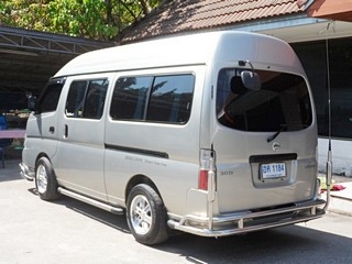NISSAN URVAN GX 3.0 MT ปี 2006 ตกแต่ง VIP พร้อมใช้ จัดไฟแนนซ์ได้ T.086-527-9533