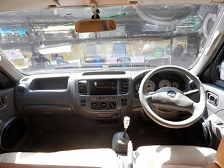 NISSAN URVAN GX 3.0 MT ปี 2006 ตกแต่ง VIP พร้อมใช้ จัดไฟแนนซ์ได้ T.086-527-9533