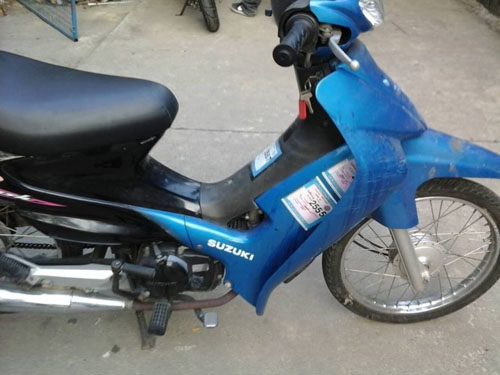 Smash ปี 47 รถบ้าน สวยมาก วิ่ง 8,000 กม.ไมล์แท้ๆ ชุดสีสวยสด เครื่องเดิม แน่นๆ เอกสารครบ