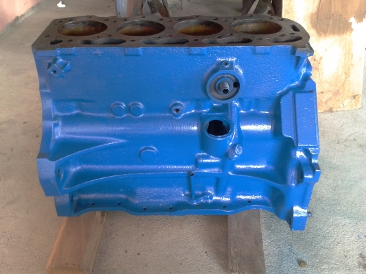 ขายเสื้อสูบรถไถฟอร์ด  FORD   6600