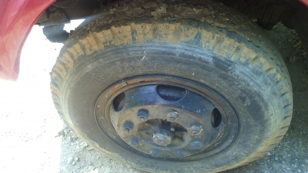 รถหกล้อ TOYOTA 500 ระหัสคัสซี 4FA80-25308 รถมีทะเบียนครบ รถใช้งานดี ในราคาสุดย่อม