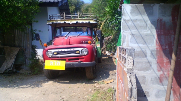 รถหกล้อ TOYOTA 500 ระหัสคัสซี 4FA80-25308 รถมีทะเบียนครบ รถใช้งานดี ในราคาสุดย่อม