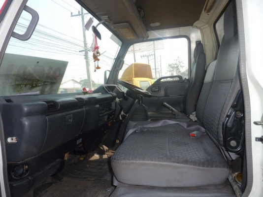 ขาย ISUZU NPR ตาเพชร 6 ล้อ พร้อมตู้แห้ง สภาพสวยๆครับ ขาย ISUZU NPR ตาเพชร 6 ล้อ พร้อมตู้แห้ง สภาพสวยๆครับ