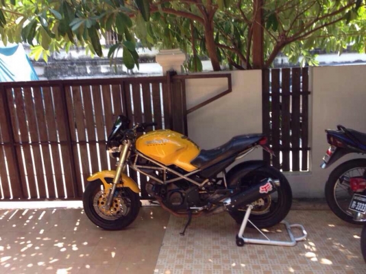 ธารนนทบุรี//ขาย ducati m400 ปี98 สวยๆของแต่งพอมีครับ ราคา85,000บาท อินวอยท์+พ.ร.บ