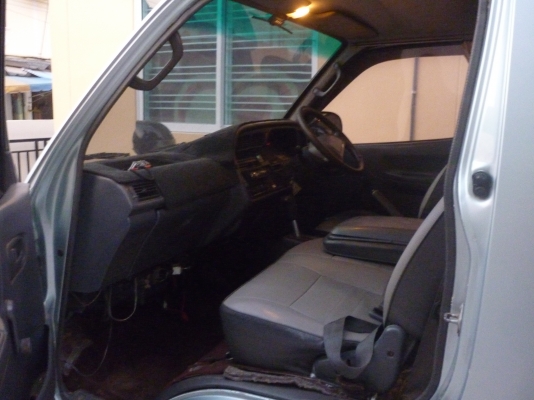 ขายToyota HIACE หลังคาเตี้ย ปี97 ขายToyota HIACE หลังคาเตี้ย ปี97