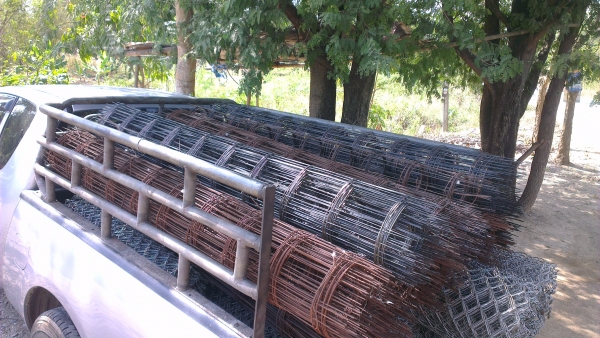 Sell> ขายตะแกรงไวร์เมช เกรดบี ราคาถูก มีหลายไซร์ ขายเป็นกิโล กำแพงแสน นครปฐมครับ Sell> ขายตะแกรงไวร์เมช เกรดบี ราคาถูก มีหลายไซร์ ขายเป็นกิโล กำแพงแสน นครปฐมครับ