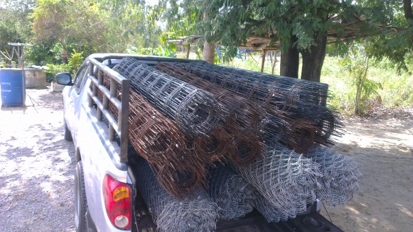 Sell> ขายตะแกรงไวร์เมช เกรดบี ราคาถูก มีหลายไซร์ ขายเป็นกิโล กำแพงแสน นครปฐมครับ Sell> ขายตะแกรงไวร์เมช เกรดบี ราคาถูก มีหลายไซร์ ขายเป็นกิโล กำแพงแสน นครปฐมครับ