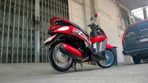 Suzuki LET 2013 วิ่งน้อย แดงเทา ขายราคาถูกๆ ลดได้เยอะ หลักพันบาท