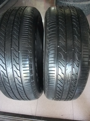 ยาง michelin 215/55/17 ปี12 มีคู่เดียวสวยมากๆ