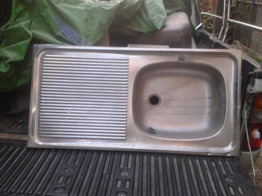 ซิ้งล้างสเตนแลส 600 บาท
